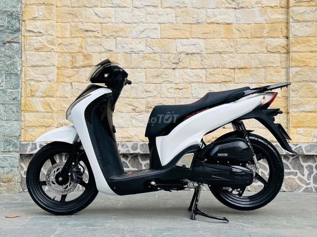 Sh 150fi 2019 đèn led khoá smartkey ful vỏ nhập ý. Mua bán Xe máy tại Quận Cầu Giấy Hà Nội được đăng bởi nguyễn bích thuỷ hình 6