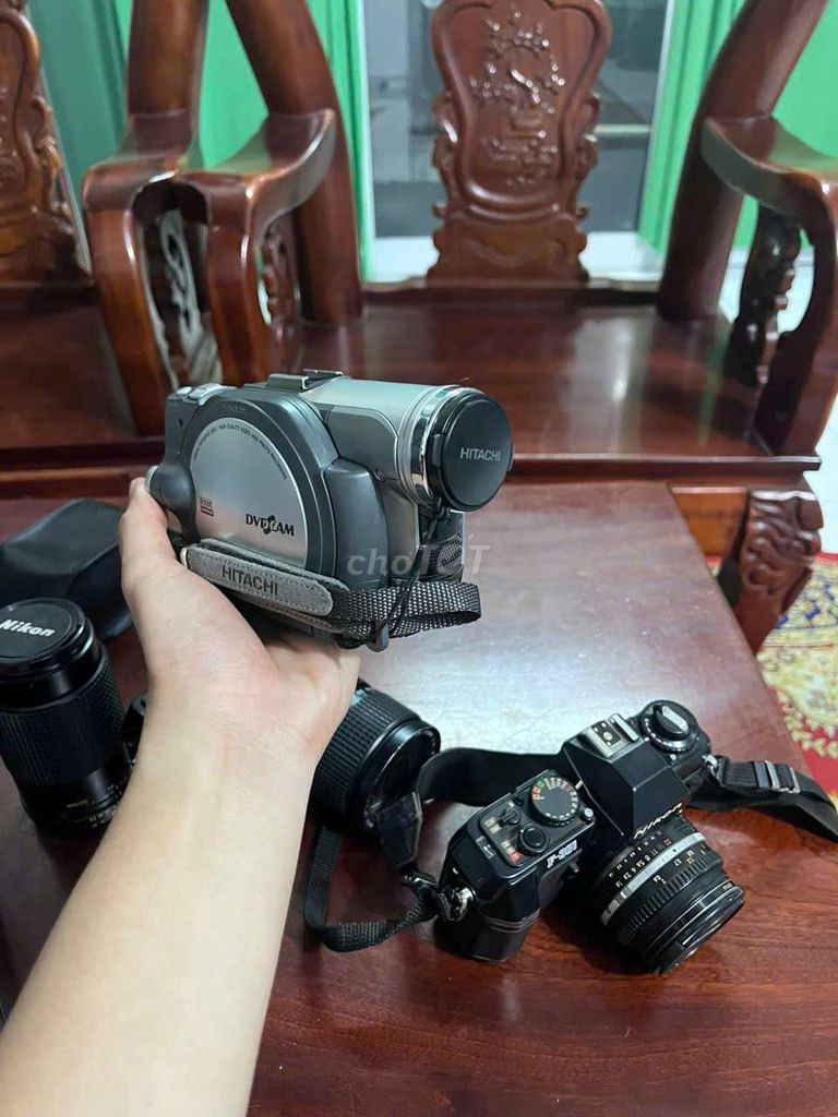 Máy quay phim Hitachi DVDCAM Bạc. Mua bán Máy ảnh, Máy quay tại Quận 12 Tp Hồ Chí Minh được đăng bởi Phương duy hình 1