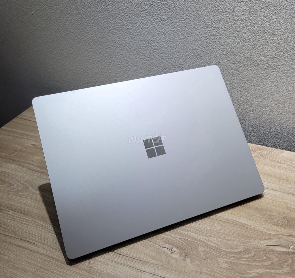 Surface laptop 4 13.5" i5/8gb ram pin tốt full