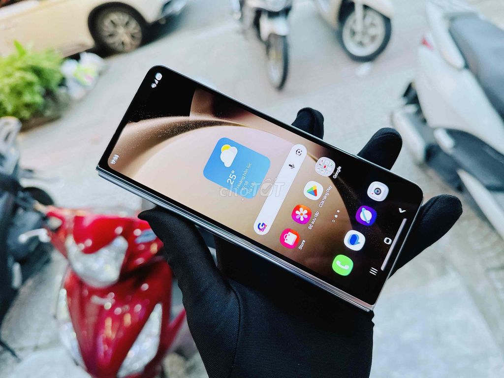 Samsung Z Fold 5 256G 99% Việt Nam fullbox Trả Góp. Mua bán Điện thoại tại Quận Hải Châu Đà Nẵng được đăng bởi Hoàng Anh Tuấn hình 1