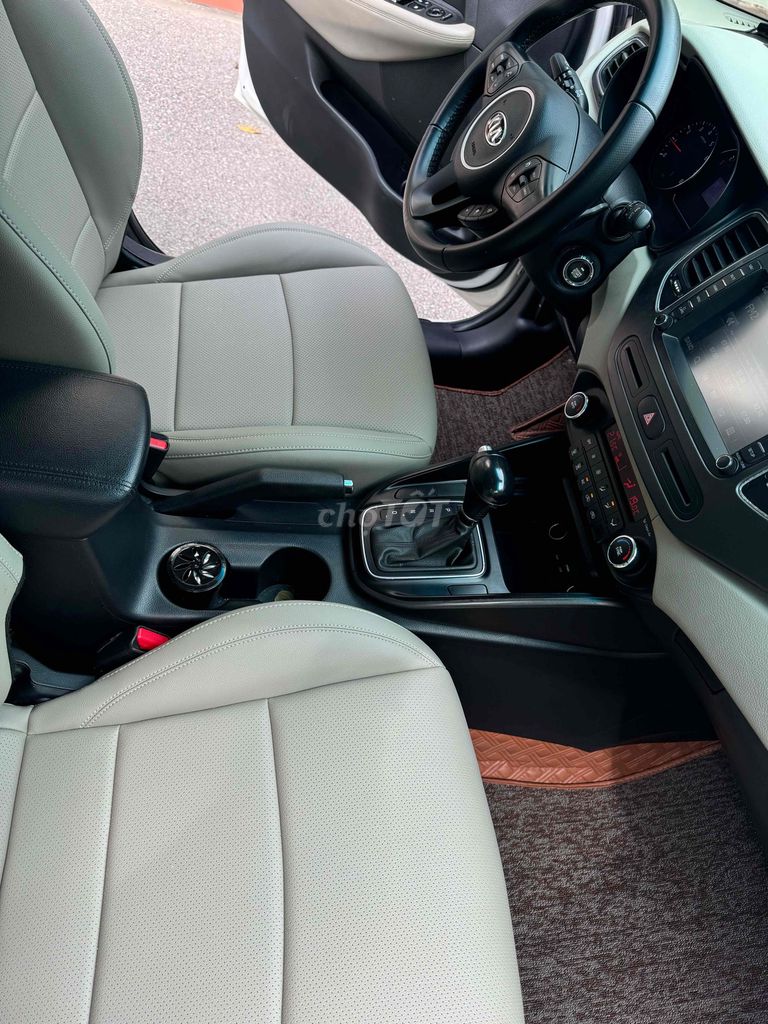 KIA RONDO 2.0AT SX 2018 MỚI XUẤT SẮC. Mua bán Ô tô tại Quận Nam Từ Liêm Hà Nội được đăng bởi Auto Anh Tuấn hình 18