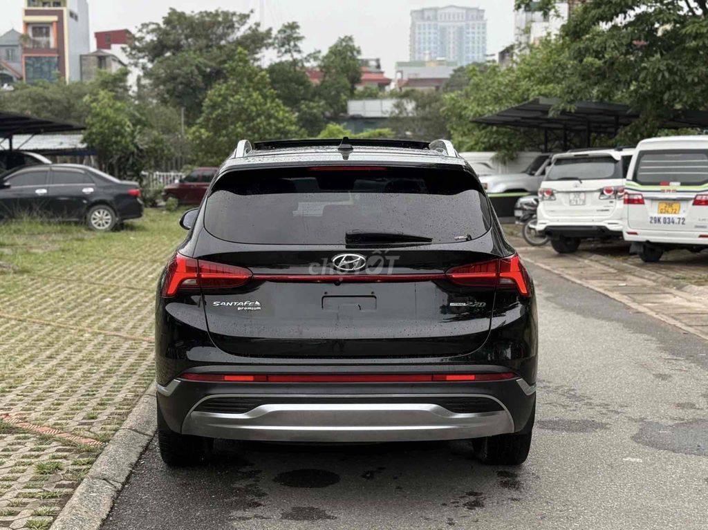 Hyundai Santa Fe 2022 Cao cấp 2.2L HTRAC  đen. Mua bán Ô tô tại Quận Cầu Giấy Hà Nội được đăng bởi Auto 6666 hình 8