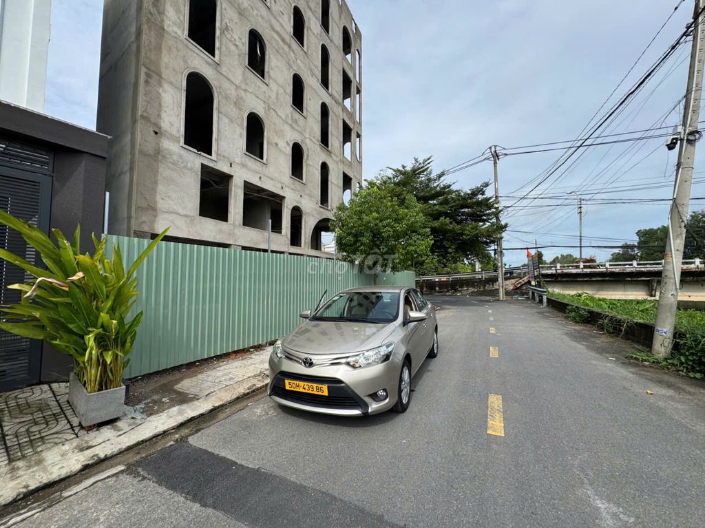 Toyota vios E số tự động đời 2018. Mua bán Ô tô tại Quận 12 Tp Hồ Chí Minh được đăng bởi Anh Dũng hình 1