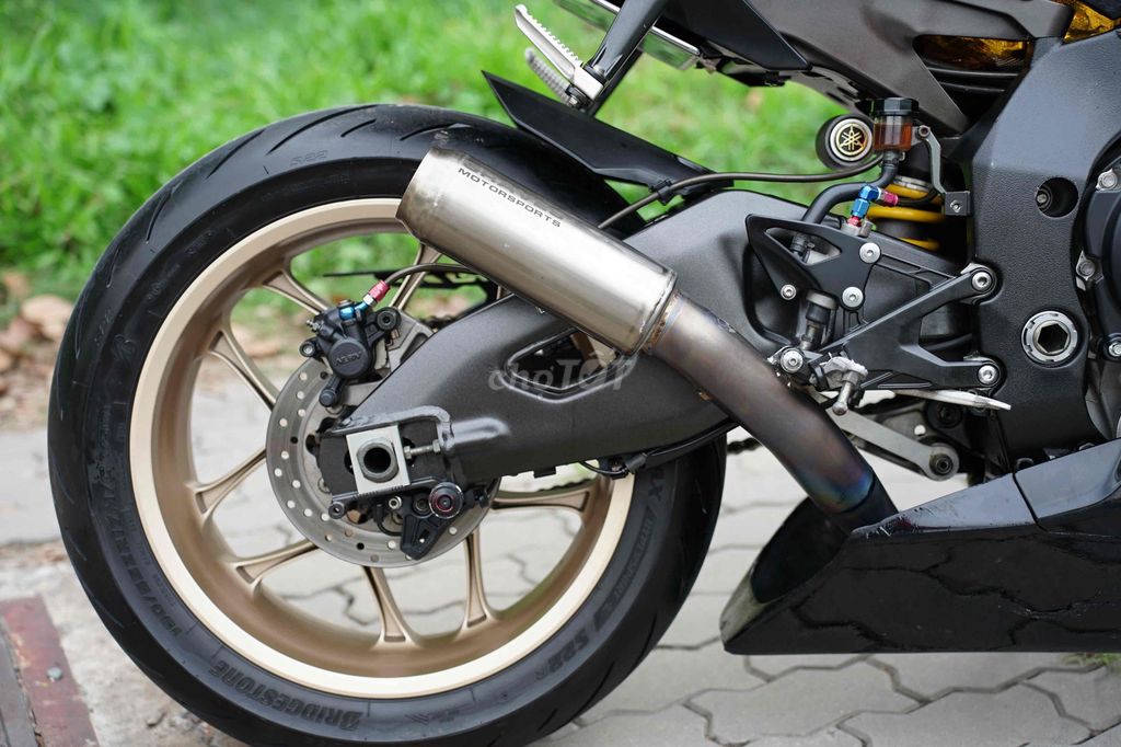 🗽❤️YAMAHA R1 BẢN KỈ NIỆM 60TH . SIU KENG COPT. Mua bán Xe máy tại Thành phố Thủ Đức Tp Hồ Chí Minh được đăng bởi Thi Moto Thủ Đức hình 14