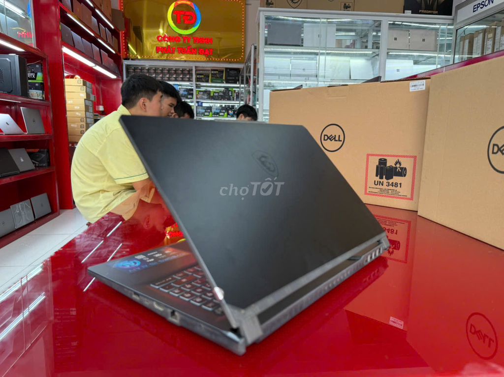 MSI Gaming utral7 16GB/512GB RTX 4050 15.6 inch. Mua bán Laptop tại Quận Thanh Khê Đà Nẵng được đăng bởi LAPTOP TUẤN ĐẠT  hình 1