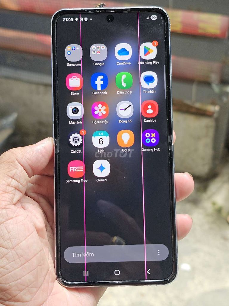 Samsung Galaxy Z Flip4 128GB giá rẻ trải nghiệm . Mua bán Điện thoại tại Quận 8 Tp Hồ Chí Minh được đăng bởi Thiên Hòa mobile  hình 1