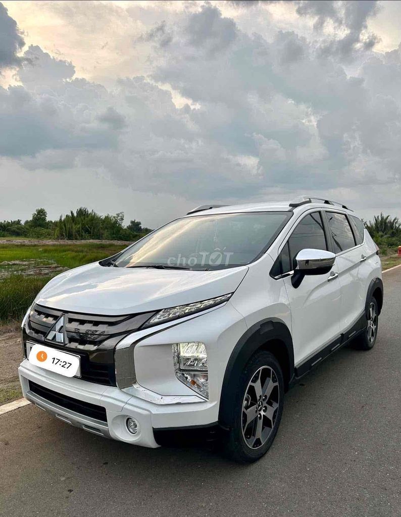 Mitsubishi Xpander Cross 2021 Автомат Белый