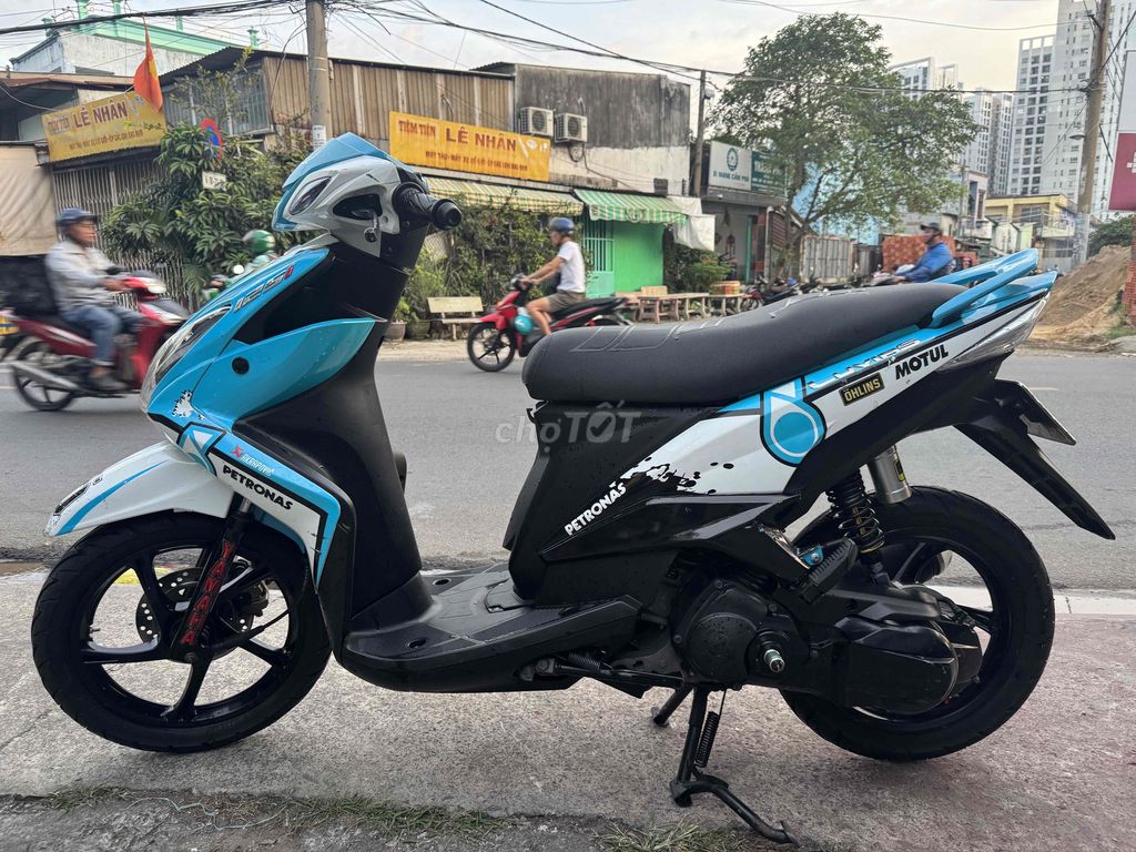 Yamaha Luvias Fi Xanh trắng. Mua bán Xe máy tại Quận Tân Phú Tp Hồ Chí Minh được đăng bởi Anh thành hình 2