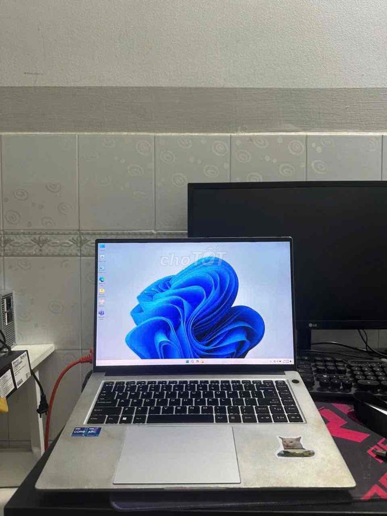 Thunder Book 16 i9-12900H 16GB/512GB 2K 120Hz. Mua bán Laptop tại Quận 3 Tp Hồ Chí Minh được đăng bởi NgoPhuong hình 1