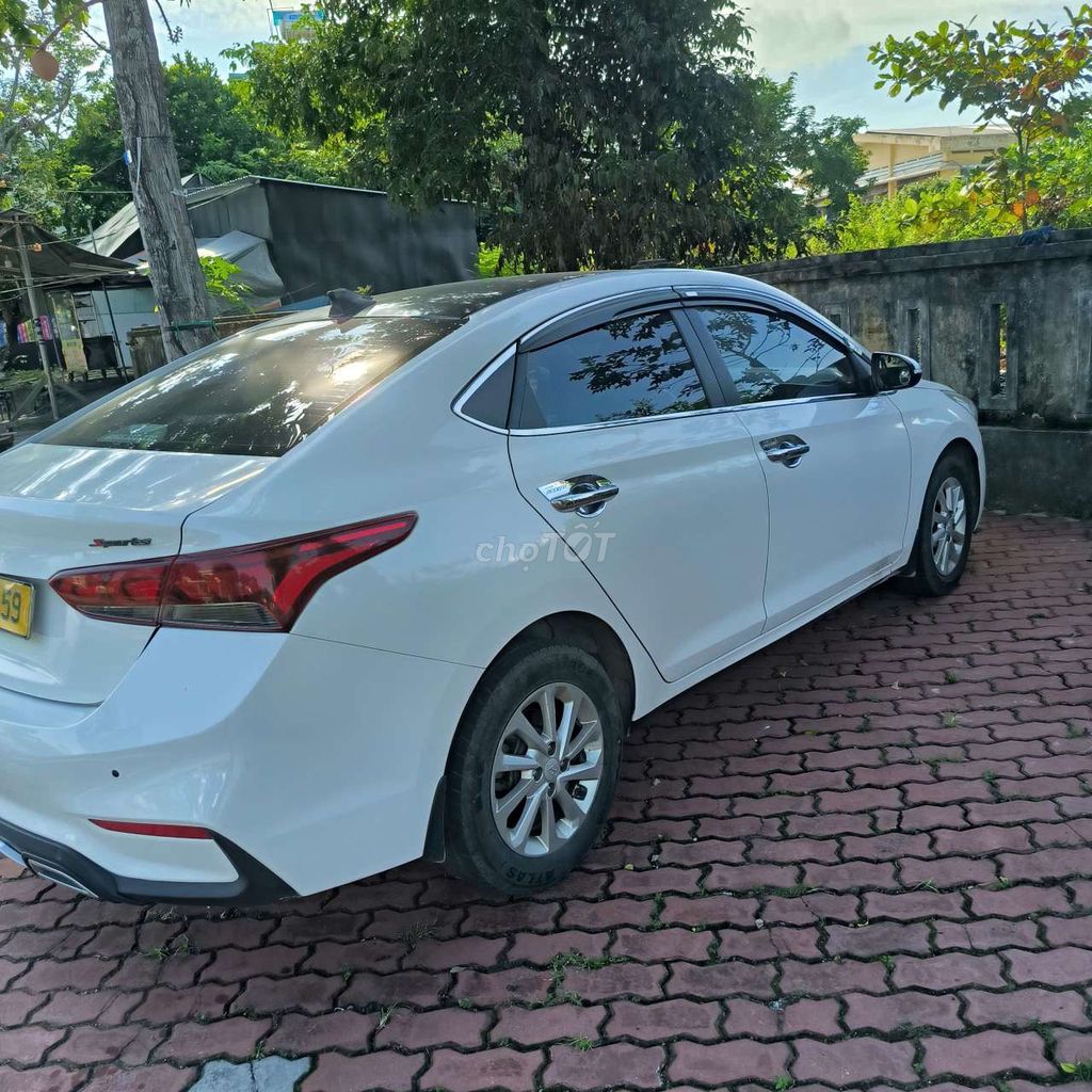 Lên đời cần bán Acccent 2018 MT. Mua bán Ô tô tại Quận Cẩm Lệ Đà Nẵng được đăng bởi Trung Hậu hình 2