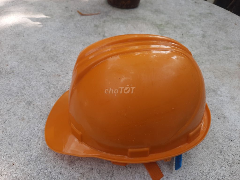 Nón Bảo Hộ Lao Động. Mua bán Phụ kiện thời trang khác tại Huyện Nhơn Trạch Đồng Nai được đăng bởi Nguyễn Khánh Thanh Hoàng hình 1