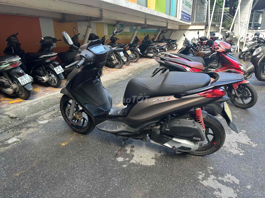 Bán ce piagio Medley chính chủ ít đi. Mua bán Xe máy tại Quận Tây Hồ Hà Nội được đăng bởi phan Tho hình 1