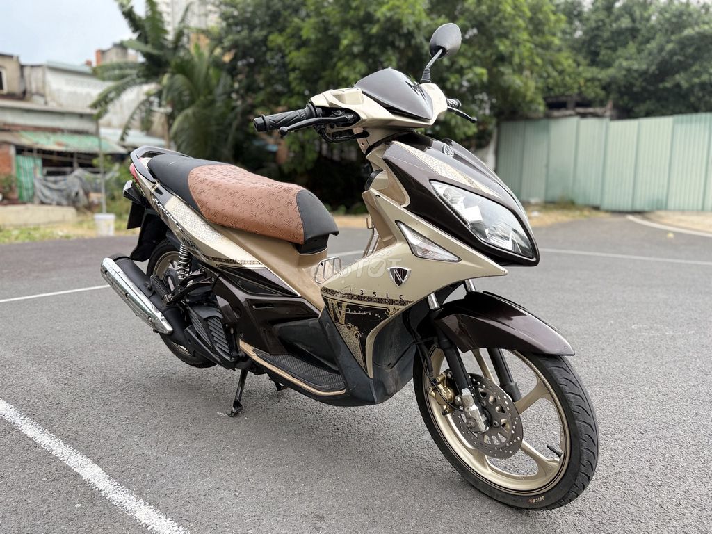 Yamaha Nouvo 4 135cc Nâu Chính Chủ BSTP zin êm 98%