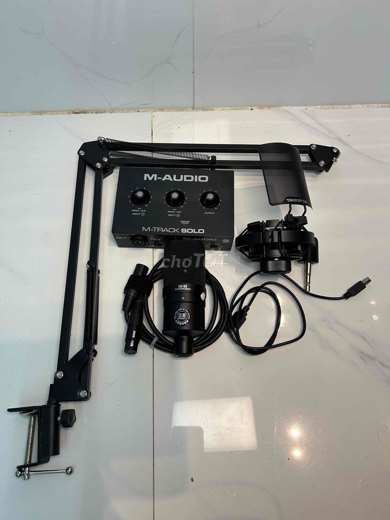 Soundcard + Micro livestream, thu âm, karaoke. Mua bán Tivi, Âm thanh tại Huyện Trần Văn Thời Cà Mau được đăng bởi Thời Nguyễn hình 1