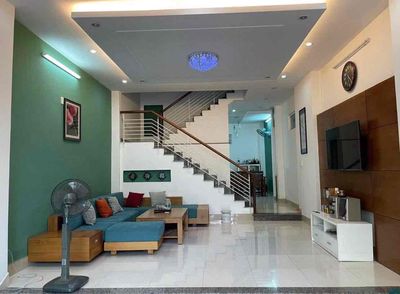 Аренда · 3 комн. · 100 м² · Quận Ngũ Hành Sơn, ул. Đường Hồ Xuân Hương