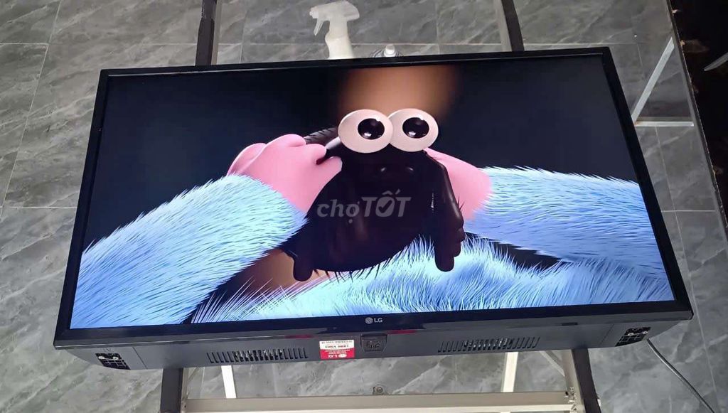 Tivi LG 32 inch Smart Youtube Netflix. Mua bán Tivi, Âm thanh tại Quận Cẩm Lệ Đà Nẵng được đăng bởi Nguyễn Thị Ngọc hình 1