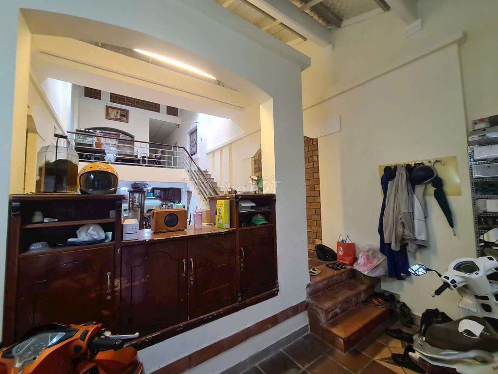 . Nguyễn Đình chiểu. F5. Q3. DT: 5,6x13m. CN: 70m. 3 tầng giá 13,8 tỷ. Mua bán nhà ở tại Quận 3 Tp Hồ Chí Minh được đăng bởi Giang Nguyên  hình 1
