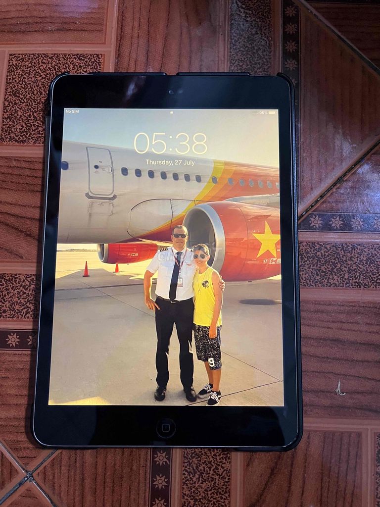 Apple iPad Mini 2 Xám bị mật khẩu. icloud. Mua bán Máy tính bảng tại Thành phố Thủ Đức Tp Hồ Chí Minh được đăng bởi Pham bang hình 1