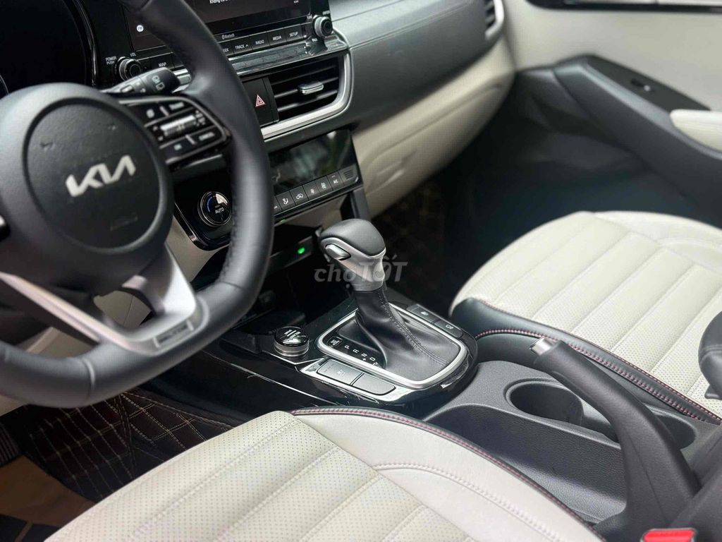 🚘 𝐊𝐢𝐚 𝐒𝐞𝐥𝐭𝐨𝐬 𝟏.𝟒𝐀𝐓 𝐏𝐫𝐞𝐦𝐢𝐮𝐦 Model 2023 Full Options. Mua bán Ô tô tại Thành phố Thủ Đức Tp Hồ Chí Minh được đăng bởi Tấn Lợi  hình 11