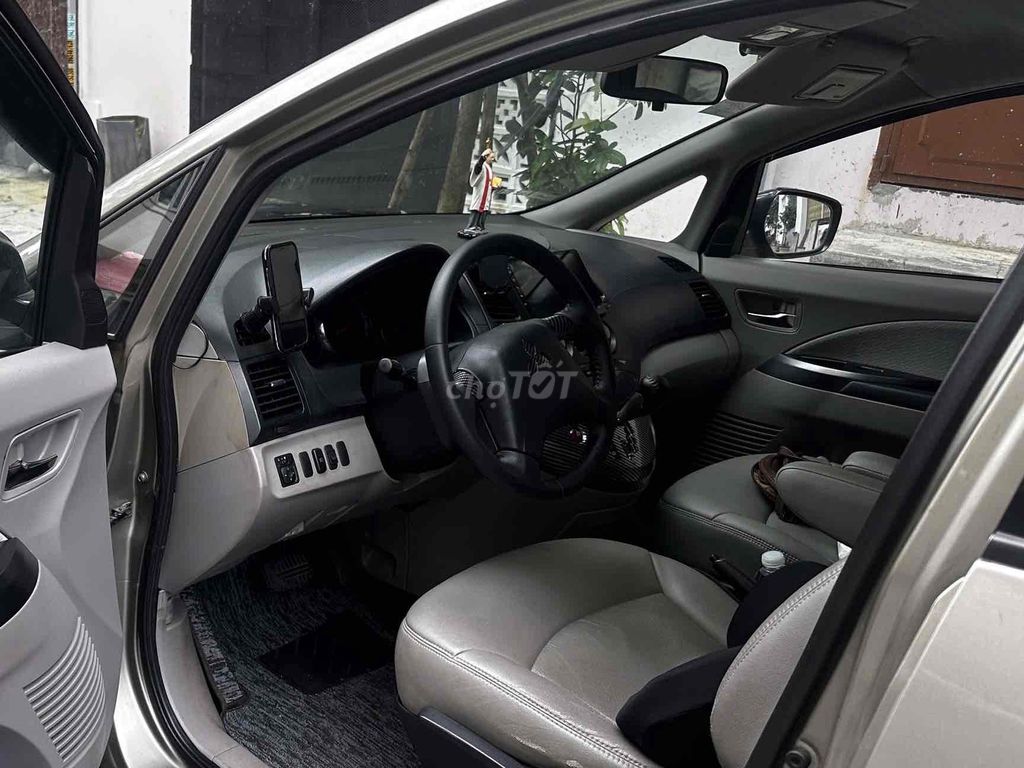 Mitsubishi Grandis 2006 2.4 AT - 170695 km. Mua bán Ô tô tại Quận Hải Châu Đà Nẵng được đăng bởi DKD ÔTÔ BÌNH DÂN ĐÀ NẴNG hình 8