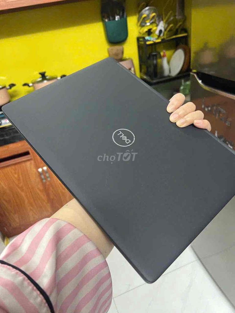 Dell Inspiron 15 Đen. Mua bán Laptop tại Thành phố Thủ Đức Tp Hồ Chí Minh được đăng bởi Thuỳ ngân hình 1