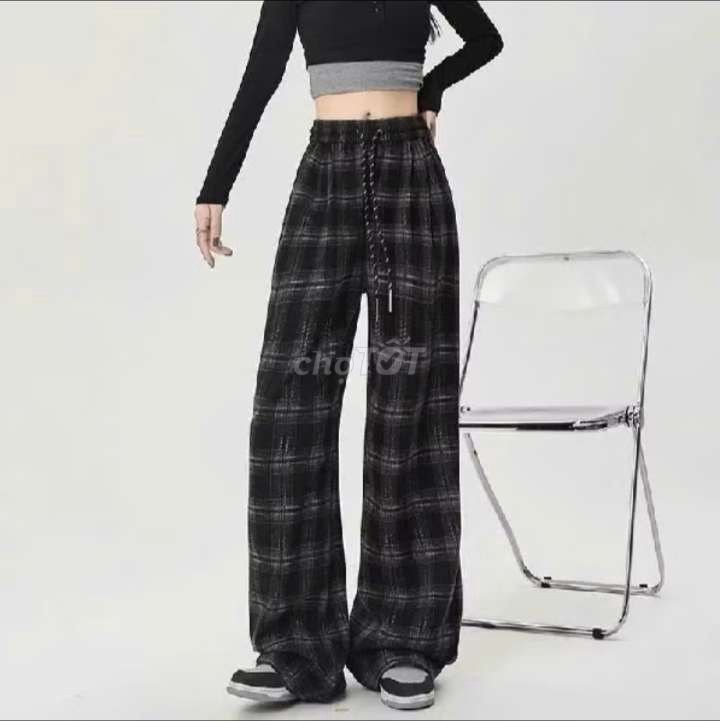 Quần Dài Nữ Vải Dạ Kẻ Đen Size S Mới 99%. Mua bán Quần áo tại Thành phố Hà Tiên Kiên Giang được đăng bởi Minh Ngọc hình 1