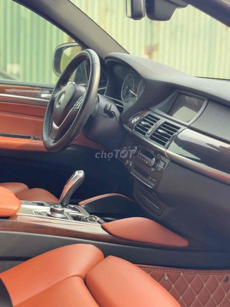 BMW X6 2008 xDrive35i bản full cực đẹp. Mua bán Ô tô tại Quận Cầu Giấy Hà Nội được đăng bởi Cao Quý hình 18