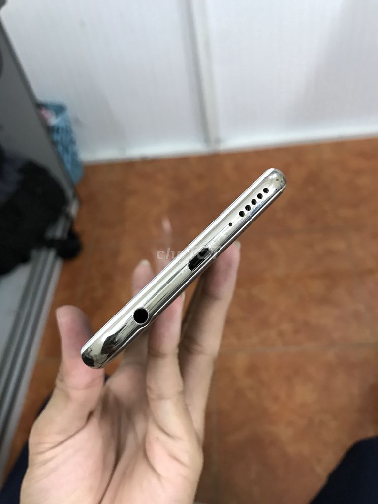 0704810970 - Huawei Y7 Pro 2018 3/32Gb zin game mượt, pin trâu