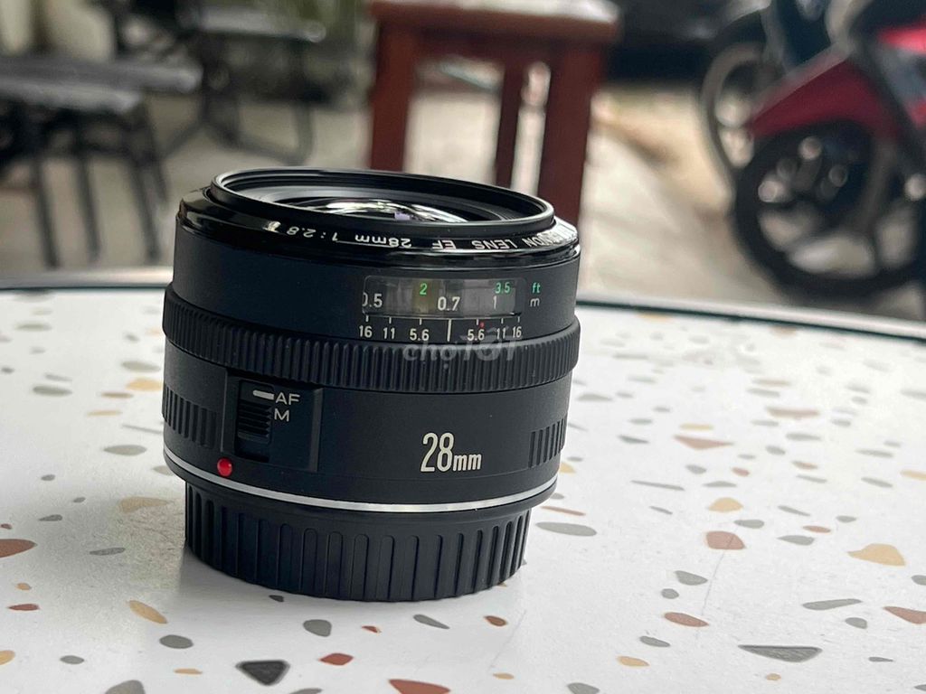 Canon EF 28 2.8 dùng được fullframe