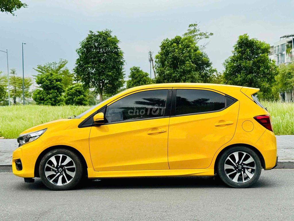Honda Brio RS 2021 Автомат Желтый 20.000 км