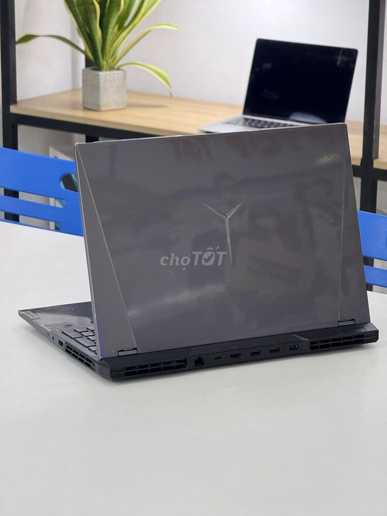 Quái vật gaming Legion 5 Pro R7 6800H RTX3060 2.5K. Mua bán Laptop tại Thành phố Huế Thừa Thiên Huế được đăng bởi T T Center hình 1