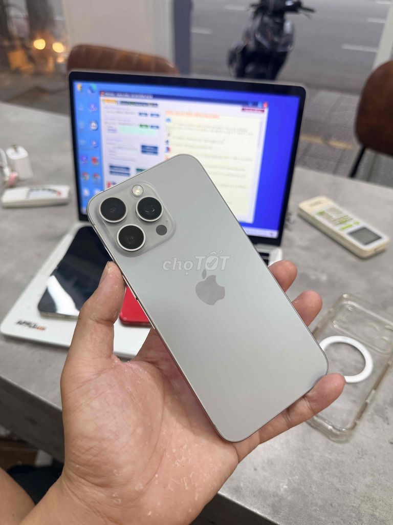iPhone 15 Pro Max 256GB Xám. Mua bán Điện thoại tại Quận Ngũ Hành Sơn Đà Nẵng được đăng bởi Nghĩa  hình 1