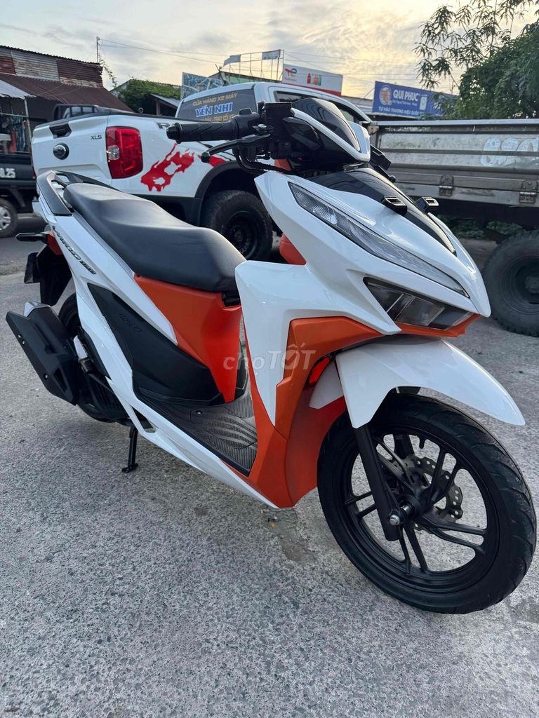 Honda Vario 150 2021 Trắng Cam. Mua bán Xe máy tại Huyện Phong Điền Cần Thơ được đăng bởi Thanh Dang Hoang hình 2