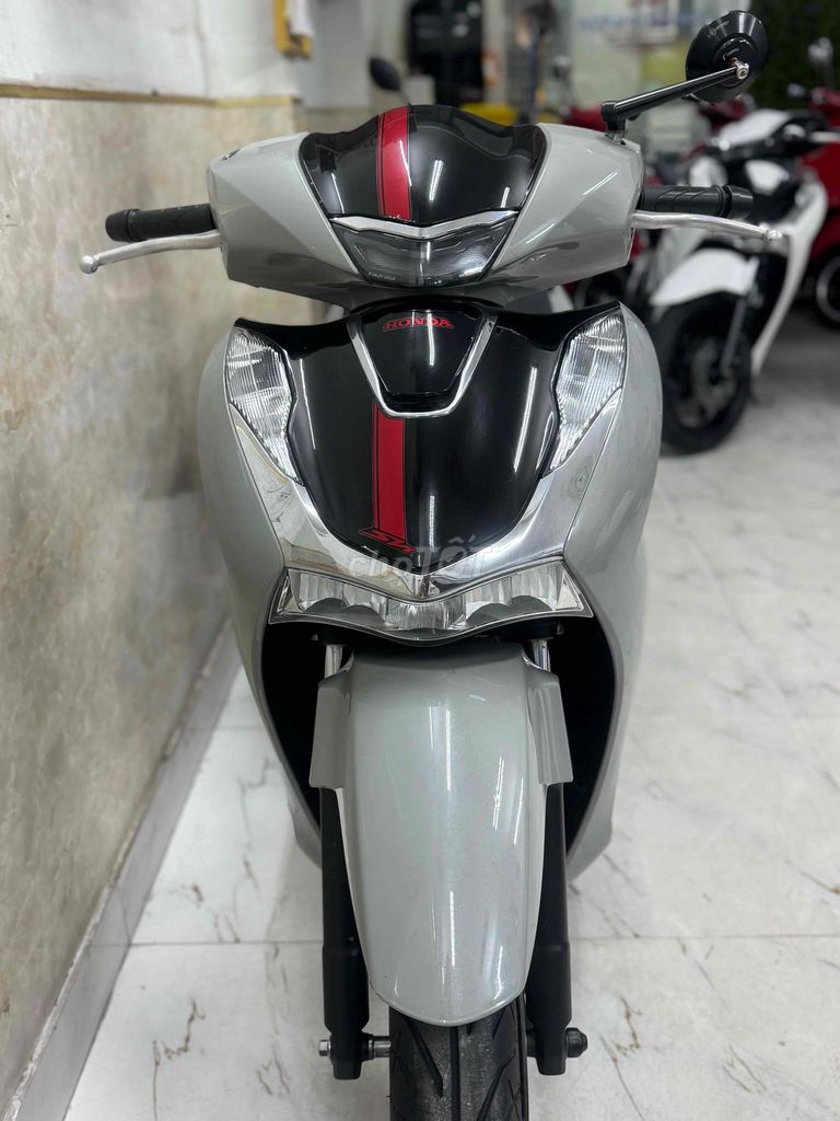 SH 160 ABS xám xi mămg mới keng 43C2-124.08. Mua bán Xe máy tại Quận Sơn Trà Đà Nẵng được đăng bởi Minh Dũng bán trả góp 136 vân đồn  hình 2