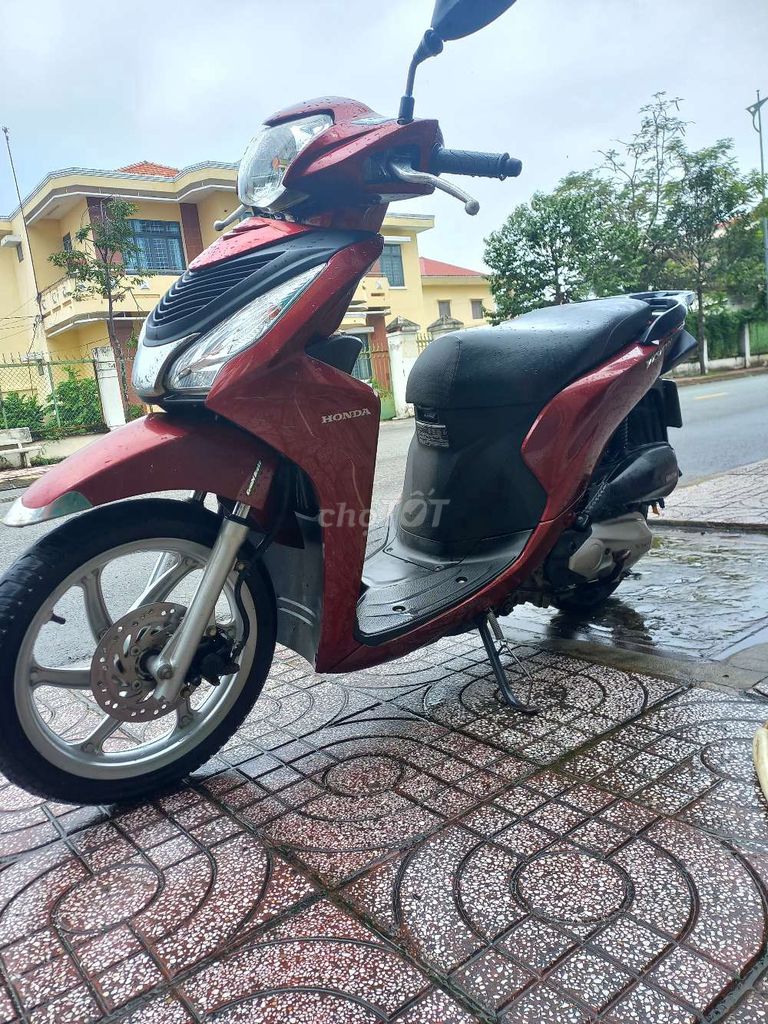 Honda Vision 2017 màu Đỏ biển số 62. Mua bán Xe máy tại Huyện Đức Hòa Long An được đăng bởi nguyễn duy khoa hình 2