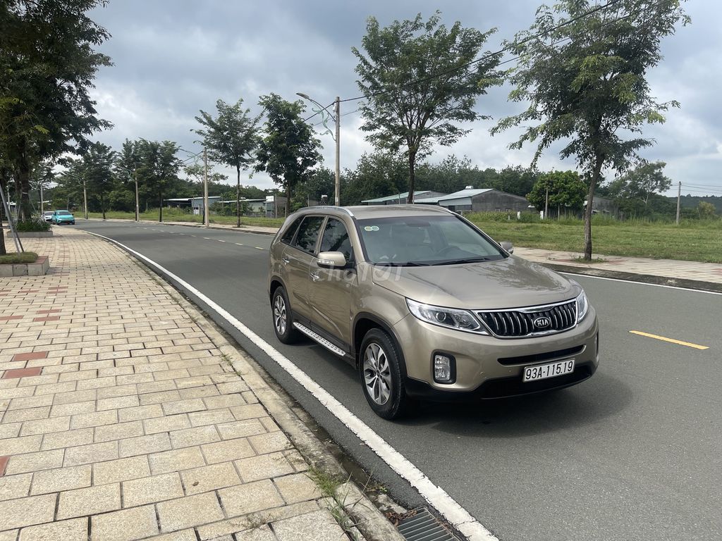 Kia Sorento 2018 GAT - 30000 km. Mua bán Ô tô tại Huyện Đồng Phú Bình Phước được đăng bởi Trần Hoàng Huân hình 1
