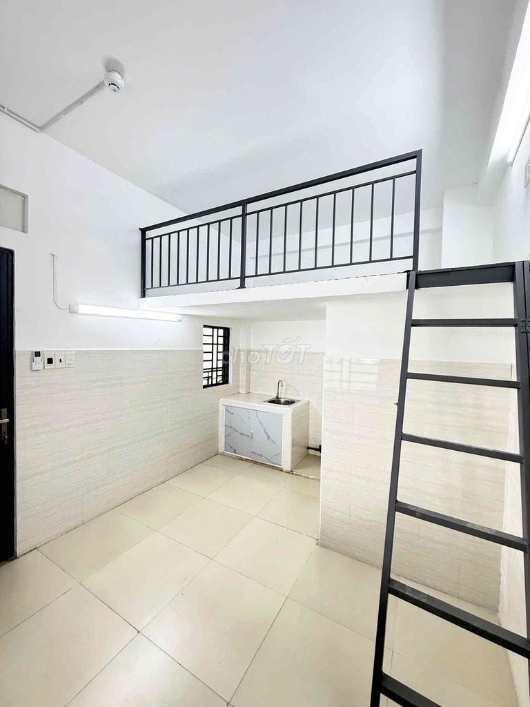 Phòng Trọ Duplex Ngay Gần Emart