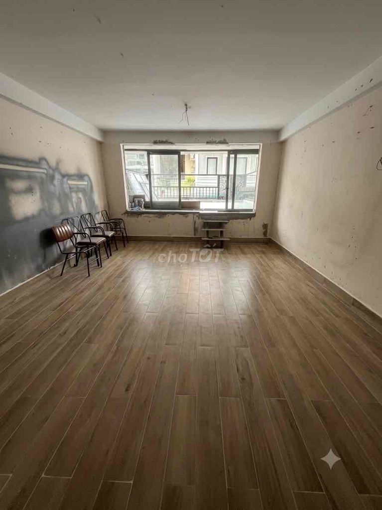 Cho thuê nhà hẻm Nguyễn Trãi Quận 1 | 4x12m | 1 trệt 1 lầu 39triệu
