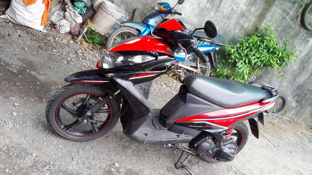 Luvias fi 125 bstp  máy zin êm giấy tờ đầy đủ. Mua bán Xe máy tại Quận Bình Tân Tp Hồ Chí Minh được đăng bởi Bé Trúc  hình 4