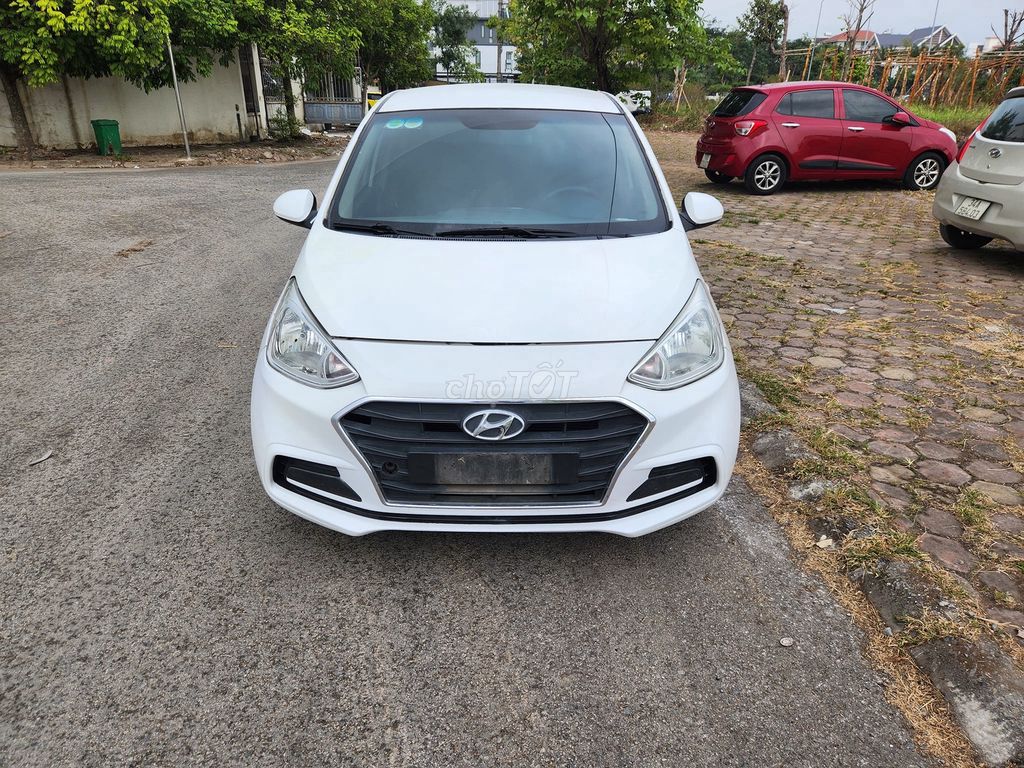 Hyundai Grand i10 sx 2017 số sàn màu trắng. Mua bán Ô tô tại Quận 12 Tp Hồ Chí Minh được đăng bởi Quang hình 1