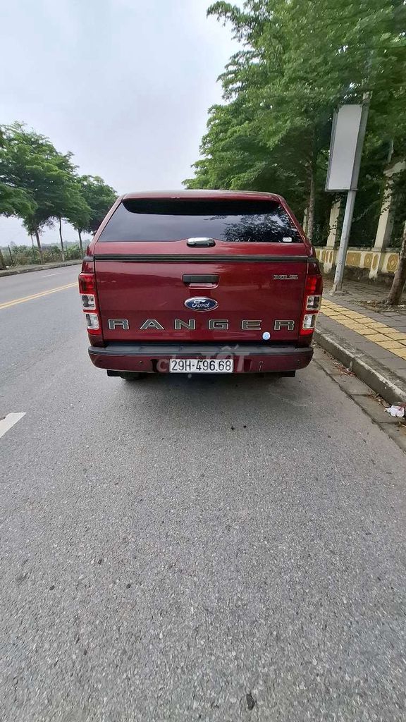 Ford Ranger XLS 2.2L 4x2 AT 2021. Mua bán Ô tô tại Quận Hai Bà Trưng Hà Nội được đăng bởi SƠN HOÀI ĐỨC hình 2