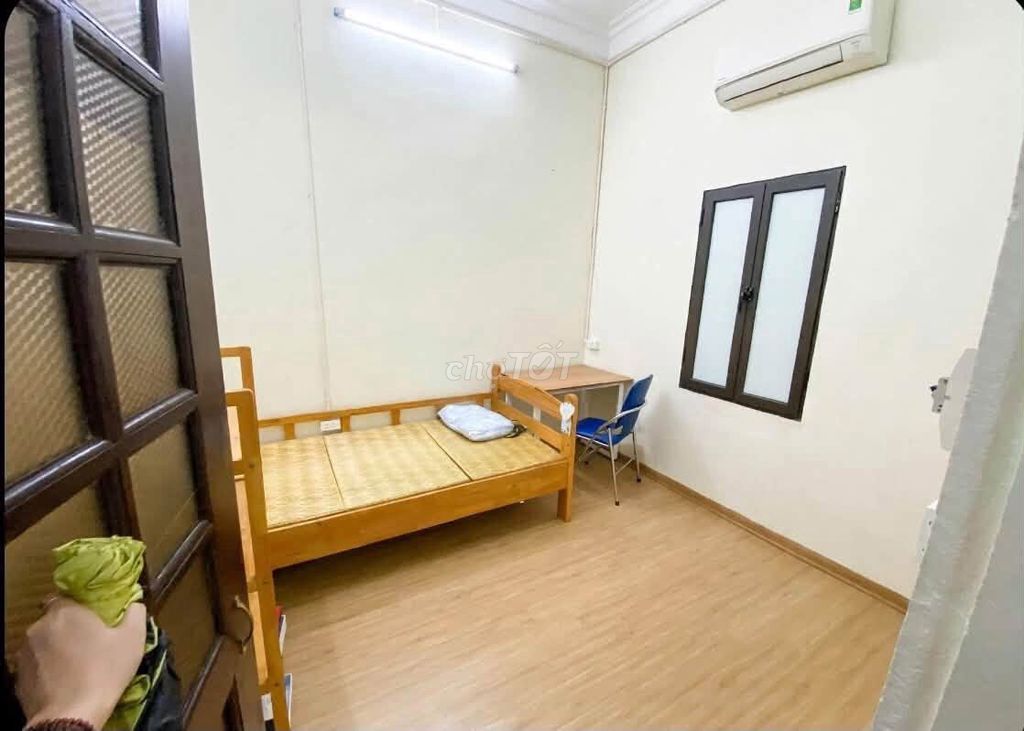 Трехэтажный дом на улице Ауко, Тейхо, 50 м²/этаж