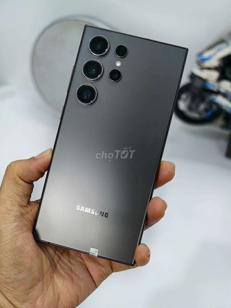 Samsung Galaxy S24 Ultra 256GB Đen 98%. Mua bán Điện thoại tại Quận Ninh Kiều Cần Thơ được đăng bởi Lê Khang hình 1