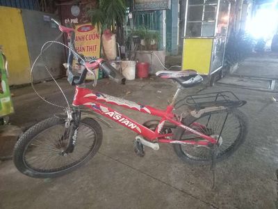 Xe đạp trẻ em Asian Đỏ. Mua bán Xe đạp tại Thành phố Dĩ An Bình Dương được đăng bởi  Tintin