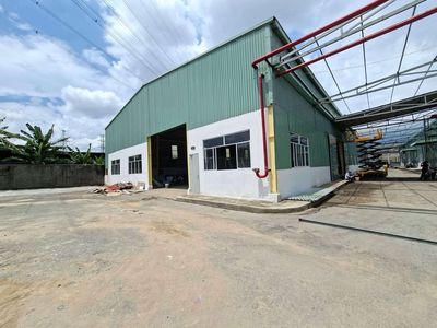 Cho thuê xưởng 3500m2.Giá 2,4 usd/m2.Đầy đủ gp,Cỏng xanh ,Phú giáo,BD