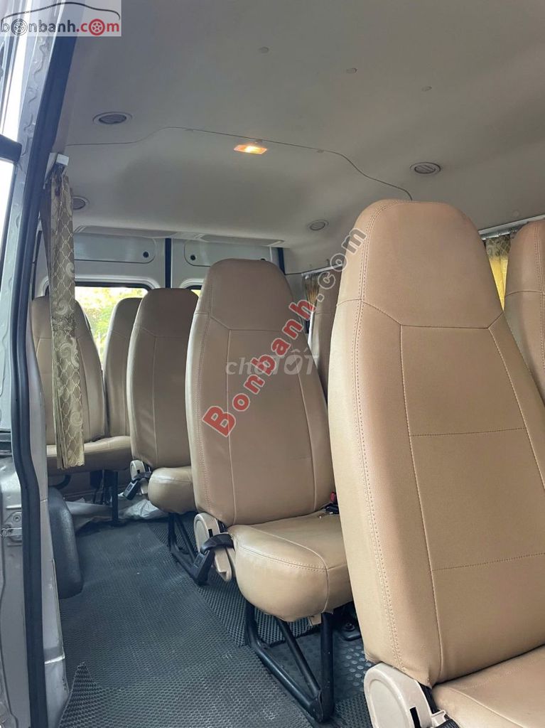 Ford Transit SVP 2018 - 425 Triệu. Mua bán Ô tô tại Thành phố Thủ Dầu Một Bình Dương được đăng bởi Lamgiasam hình 3
