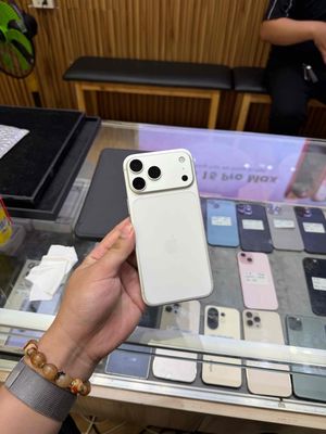 Apple iPhone 17 Promax 256GB Bạc Đã qua sử dụng