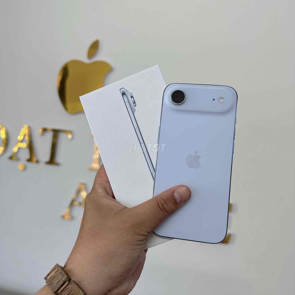 Apple iPhone 17 Air 256GB Xanh nhạt Like new 99,9%. Mua bán Điện thoại tại Thành phố Phan Thiết Bình Thuận được đăng bởi Đạt Big Apple hình 1