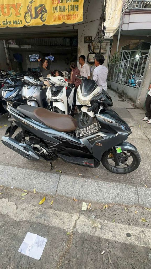 Honda air blade 160 ABS 2023 mới 90% Bstp chính ch. Mua bán Xe máy tại Quận Tân Phú Tp Hồ Chí Minh được đăng bởi Tuanduy hình 5