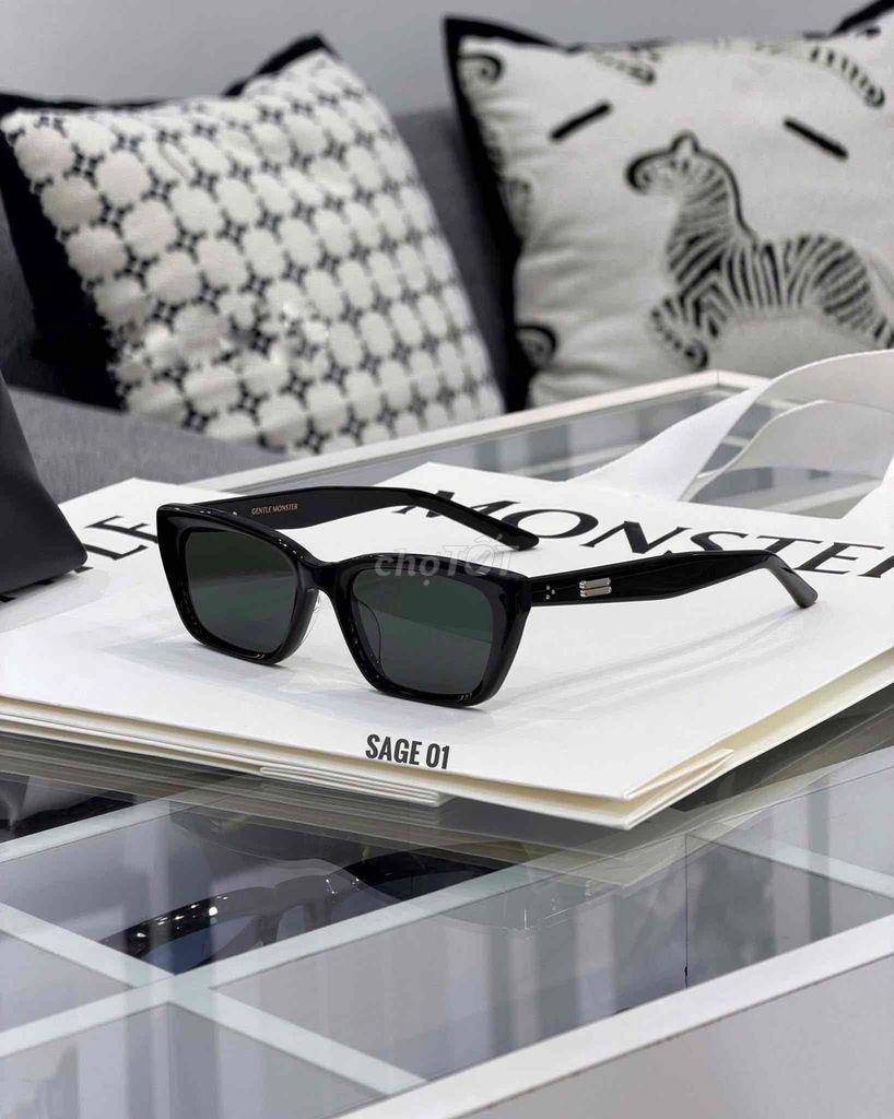 Kính râm GM  Sa...ge 01 Đen. Mua bán Phụ kiện thời trang khác tại Quận Bắc Từ Liêm Hà Nội được đăng bởi Vũ Thương hình 1